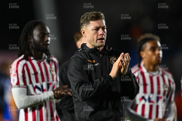 151125 - Shrewsbury Town v Newport County - Sky Bet League 2 - James Clarke of Newport County applauds the fans at the end of the game