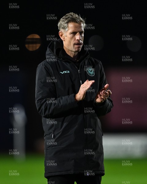 151125 - Shrewsbury Town v Newport County - Sky Bet League 2 - David Hughes Manager of Newport County applauds the fans after the game