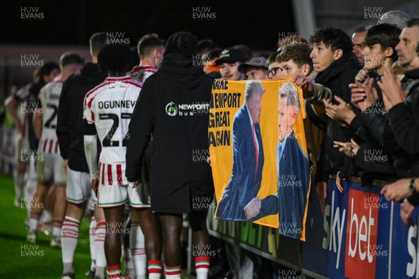 151125 - Shrewsbury Town v Newport County - Sky Bet League 2 - Newport County players speak to the fans after the game