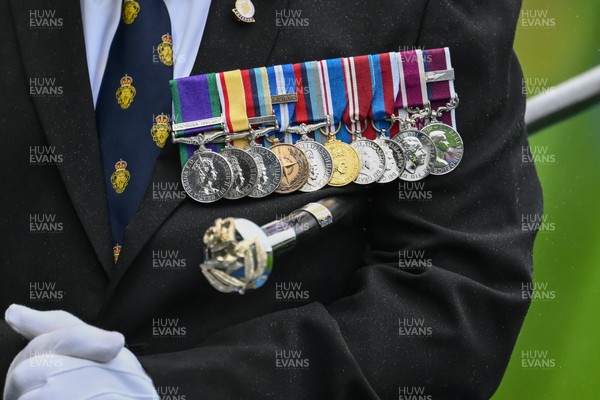 151125 - Shrewsbury Town v Newport County - Sky Bet League 2 - Veterans Medal details ahead of the game