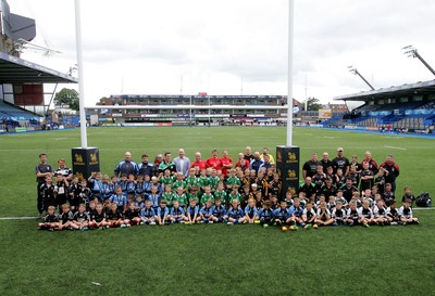 150815 - Singha Premiership Rugby 7's Series -  youngsters from all four regions play before the main event