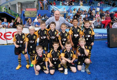 150815 - Singha Premiership Rugby 7's Series - youngsters from all four regions play before the main event