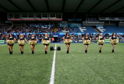 150815 - Singha Premiership Rugby 7's Series - Singha 7's cheerleaders entertain the crowds