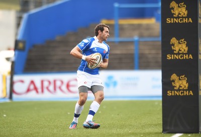 150815 - Singha Premiership Rugby 7sDragons Elliot Frewen scores try