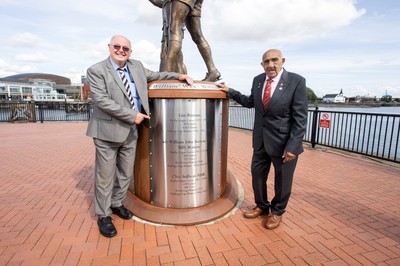 050925 - The Rugby Code Breaker statue in Cardiff Bay has had a new name plaque after William �Billy� Boston has received his knighthood - Jim Mills and Billy