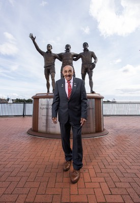050925 - The Rugby Code Breaker statue in Cardiff Bay has had a new name plaque after William �Billy� Boston has received his knighthood - Sir William �Billy� Boston