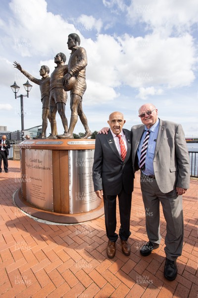 050925 - The Rugby Code Breaker statue in Cardiff Bay has had a new name plaque after William �Billy� Boston has received his knighthood - Jim Mills and Billy