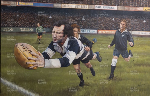 060722 - The Greatest Try Anniversary with Sir Gareth Edwards - “The Greatest Try” a commissioned painting by artist Elin Sian Blake to mark Sir Gareth Edwards’ 75th birthday, 50th wedding anniversary and 50 years since scoring “The Greatest Try” for the Barbarians against New Zealand, 27th January 1973