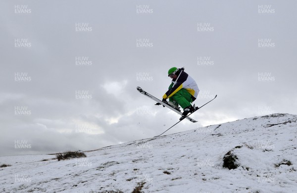 16.12.11.Snow, South Wales. Skier Alwyn Lloyd " Hot Dogs", in the snow at Storey Arms, Nr Brecon, south Wales. 