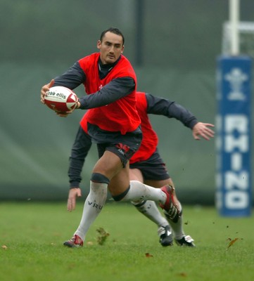 06.11.06  Wales rugby training... Sonny Parker during training with Wales after his recall. 