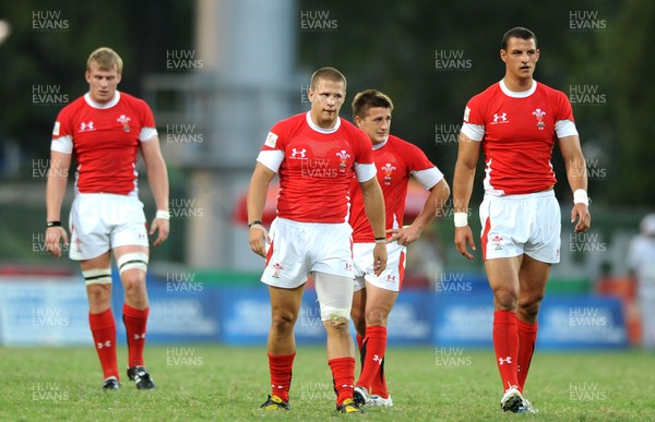 11.10.10 - South Africa v Wales - Commonwealth Games  Wales players look dejected after losing out to South Africa. 
