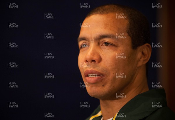 051113 - South Africa Rugby Press Conference, Hilton Hotel, Cardiff - South Africa Assistant Coach Ricardo Loubscher during press conference