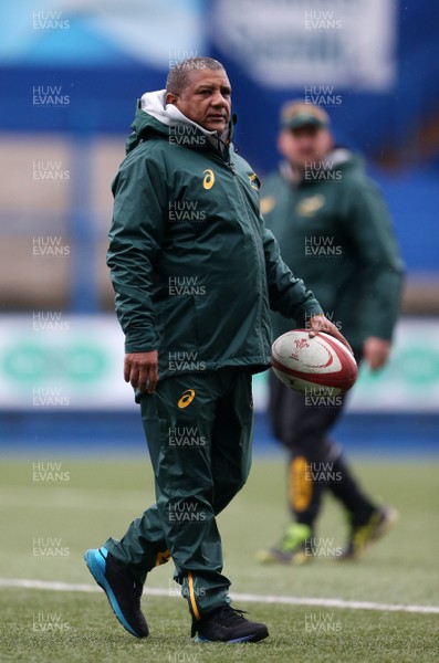 271117 - South Africa Rugby Training - Head Coach Allister Coetzee during training