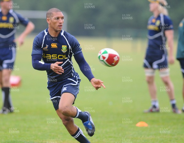 01.06.10 - Rugby Union South Africa's Gio Aplon during a training session ahead of his sides match against Wales on Saturday 