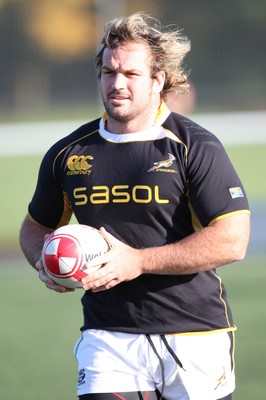 08.11.10 .. South Africa Rugby training session, Treforest -  South Africa's Jannie du Plessis during training session    