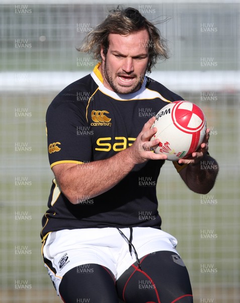 08.11.10 .. South Africa Rugby training session, Treforest -  South Africa's Jannie du Plessis during training session    