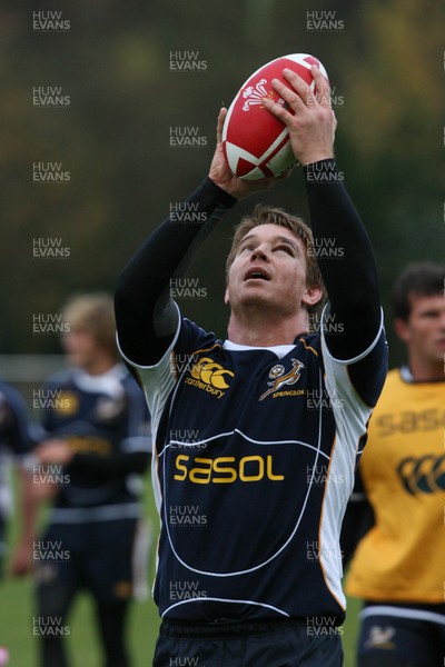 19.11.07 South African rugby training... John Smit (capt) during training near Cardiff. 