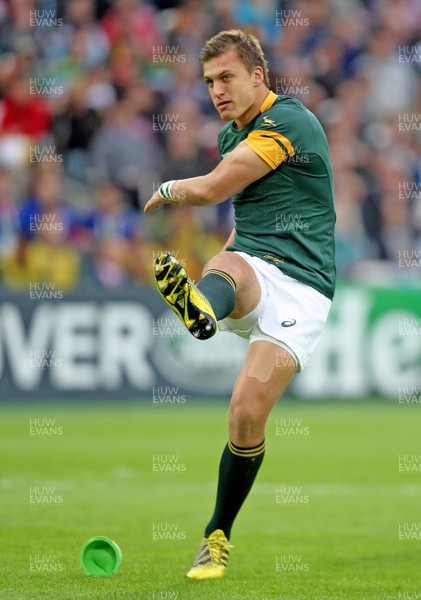 071015  - South Africa vs USA -  IRB Rugby World Cup 2015 Pool B -Handre Pollard of South Africa kicks a penalty