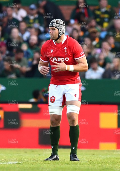 020722 - South Africa v Wales - Castle Lager Incoming Series 2022 First Test - Dan Lydiate of Wales