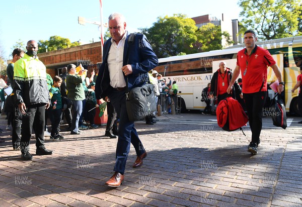 020722 - South Africa v Wales - Castle Lager Incoming Series 2022 First Test - Wales head coach Wayne Pivac arrives before at the stadium alongside Stephen Jones