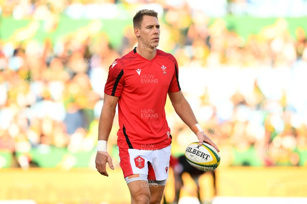 020722 - South Africa v Wales - Castle Lager Incoming Series 2022 First Test - Liam Williams of Wales during the warm up