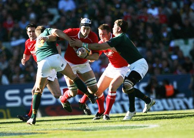 07.06.08 South Africa v Wales, Bloemfontein... Wales Ryan Jones tries to break the South African defences.   