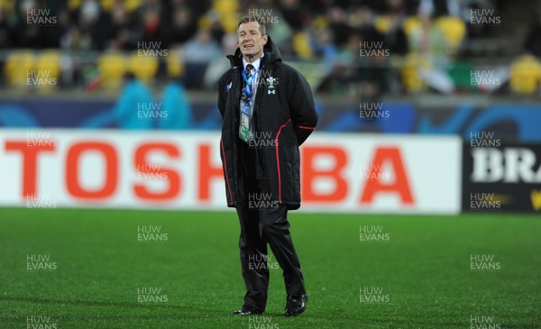 11.09.11 - South Africa v Wales - Rugby World Cup 2011 - Wales attack coach Rob Howley. 