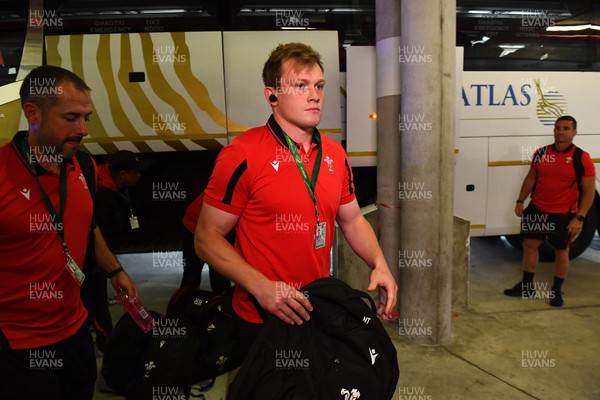 160722 - South Africa v Wales - Castle Lager Incoming Series 2022 Third Test - Nick Tompkins of Wales arrives