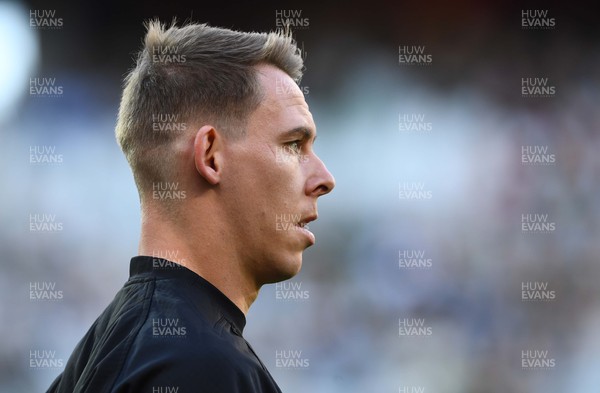 160722 - South Africa v Wales - Castle Lager Incoming Series 2022 Third Test - Liam Williams of Wales during the warm up