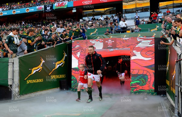 160722 - South Africa v Wales - Castle Lager Incoming Series 2022 Third Test - Dan Biggar of Wales leads out his side