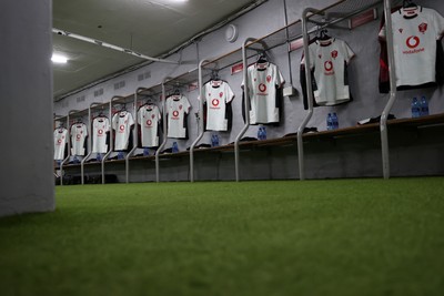 180726 - South Africa v Wales - Nations Championship - Wales changing room before the game