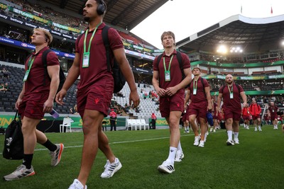 180726 - South Africa v Wales - Nations Championship - Ellis Mee of Wales arrives at the stadium
