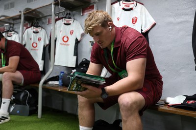 180726 - South Africa v Wales - Nations Championship - Jac Morgan of Wales in the dressing room