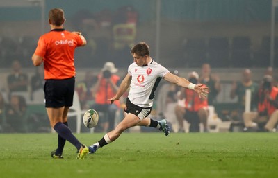 180726 - South Africa v Wales - Nations Championship - Dan Edwards of Wales 