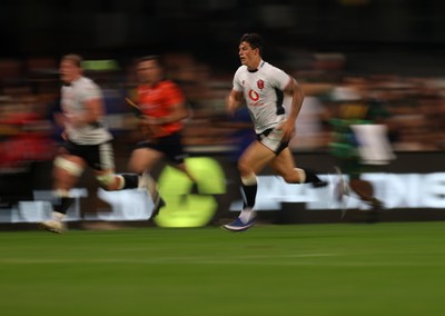 180726 - South Africa v Wales - Nations Championship - Louis Rees-Zammit of Wales 