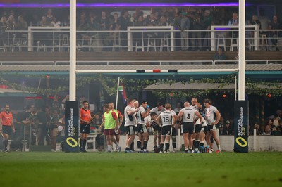 180726 - South Africa v Wales - Nations Championship - Wales under the posts