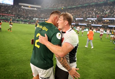 180726 - South Africa v Wales - Nations Championship - Malcolm Marx of South Africa and Jac Morgan of Wales 