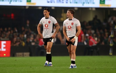 180726 - South Africa v Wales - Nations Championship - Louis Rees-Zammit and Dan Edwards of Wales 