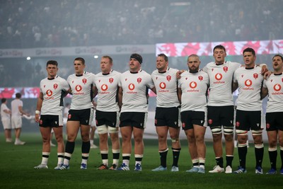180726 - South Africa v Wales - Nations Championship - Wales sing the anthem