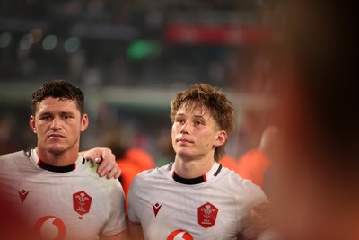 180726 - South Africa v Wales - Nations Championship - James Botham and Ellis Mee of Wales