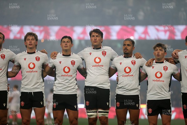 180726 - South Africa v Wales - Nations Championship - Wales sing the anthem