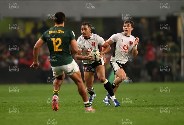 180726 - South Africa v Wales - Nations Championship - Ben Thomas of Wales 