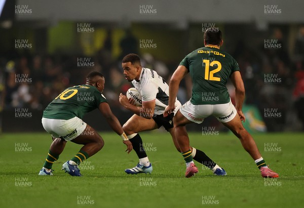 180726 - South Africa v Wales - Nations Championship - Ben Thomas of Wales is tackled by Vusi Moyo of South Africa 
