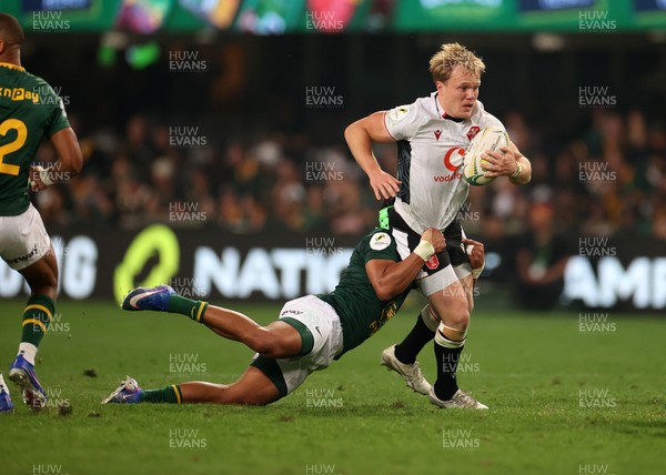 180726 - South Africa v Wales - Nations Championship - Blair Murray of Wales is tackled by Kurt-Lee Arendse of South Africa 