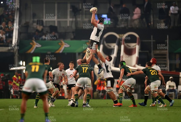 180726 - South Africa v Wales - Nations Championship - Adam Beard of Wales wins the line out