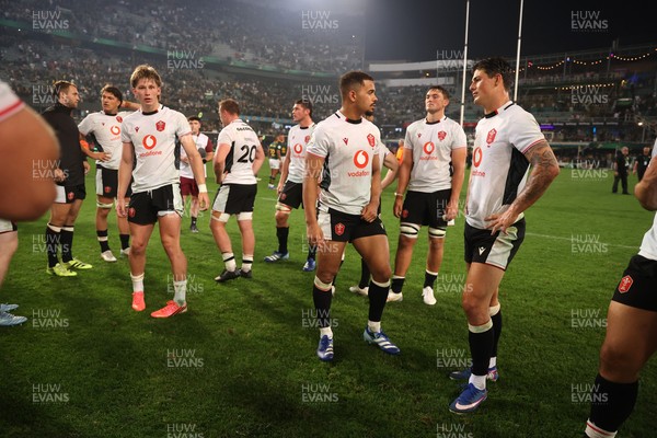 180726 - South Africa v Wales - Nations Championship - Dejected Ben Thomas and Louis Rees-Zammit of Wales 