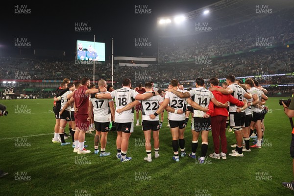 180726 - South Africa v Wales - Nations Championship - Wales tea huddle