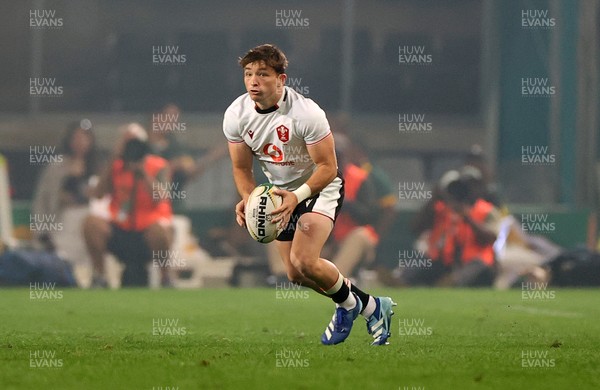 180726 - South Africa v Wales - Nations Championship - Dan Edwards of Wales 