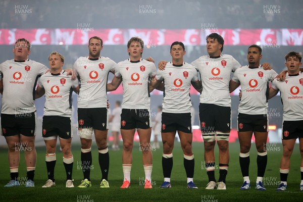 180726 - South Africa v Wales - Nations Championship - Wales sing the anthem