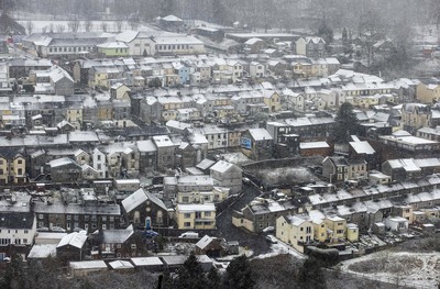 South Wales Snow 310121